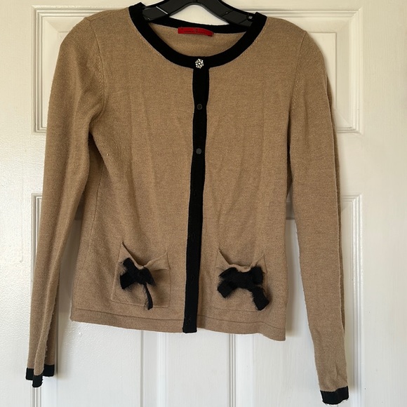 Carolina Herrera Sweaters - Carolina Herrera sweater